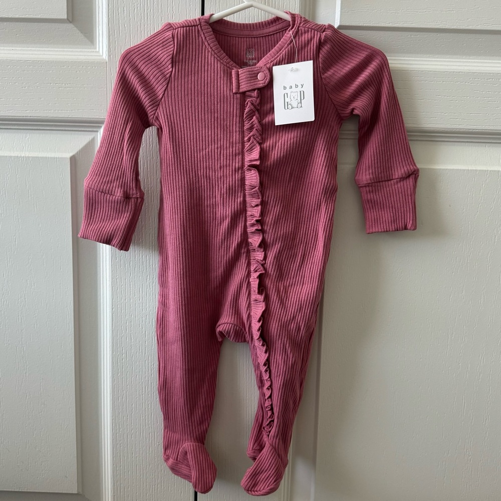 NWT Gap Baby 0-3 Months First Favorites TinyRib Footed One-Piece - Rosetta Pink